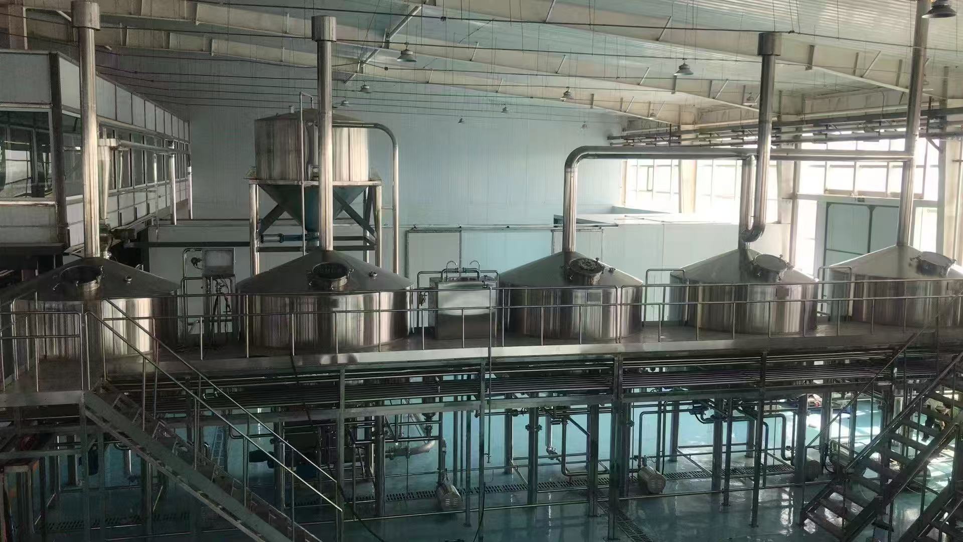 湖南精酿啤酒设备厂—精酿啤酒设备主要生产工艺与核心技术